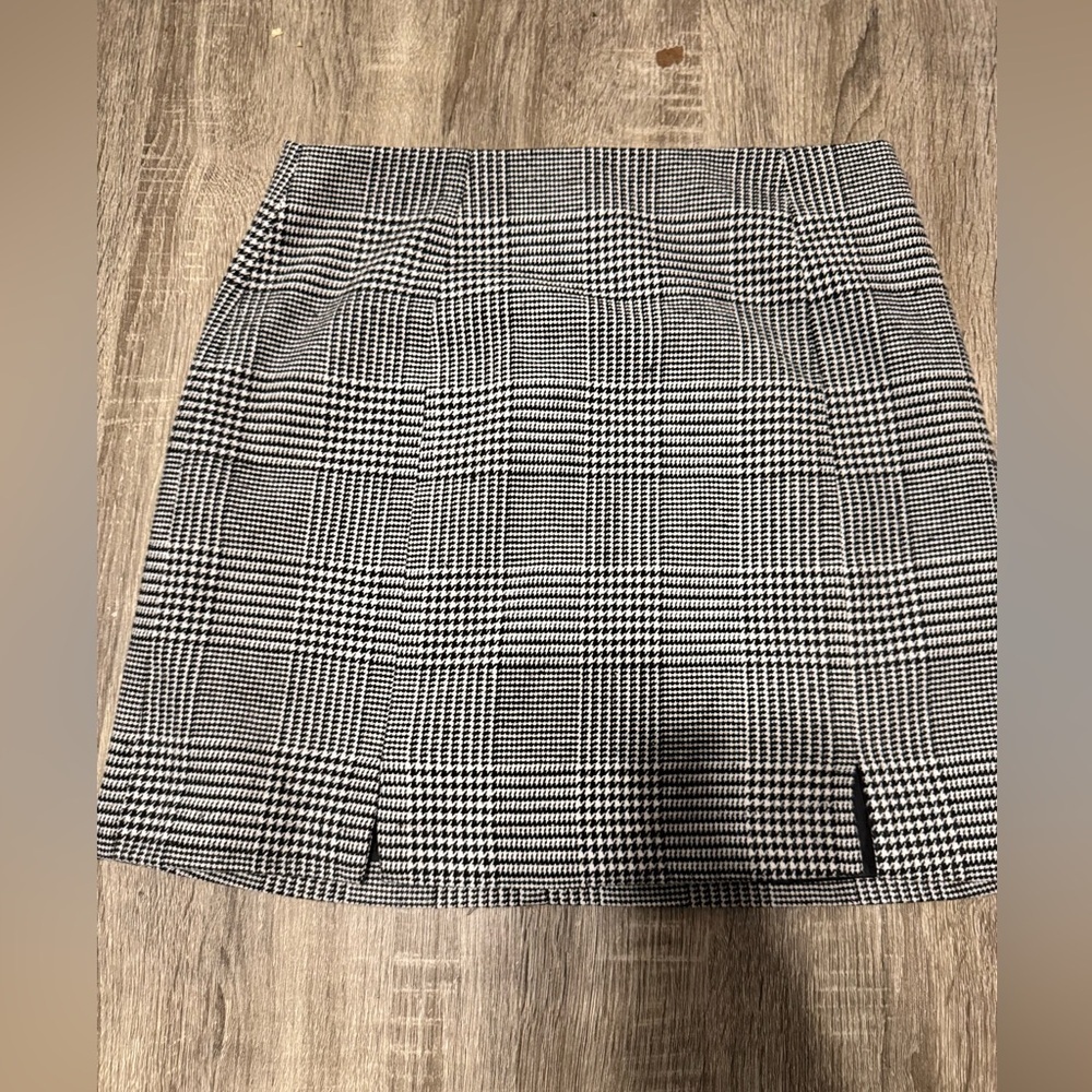 Twik Monochrome Checkered Pencil Skirt